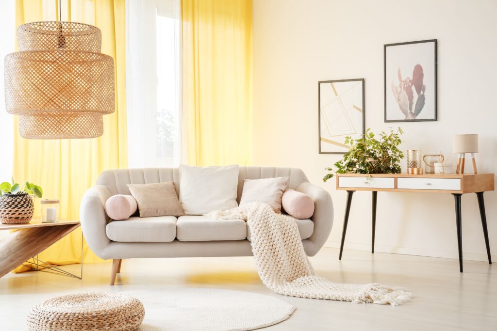 Colours That Create a Sense of Space in Your Home, Tienda online decoración, lámparas y muebles en Marbella colores amplitud hogar